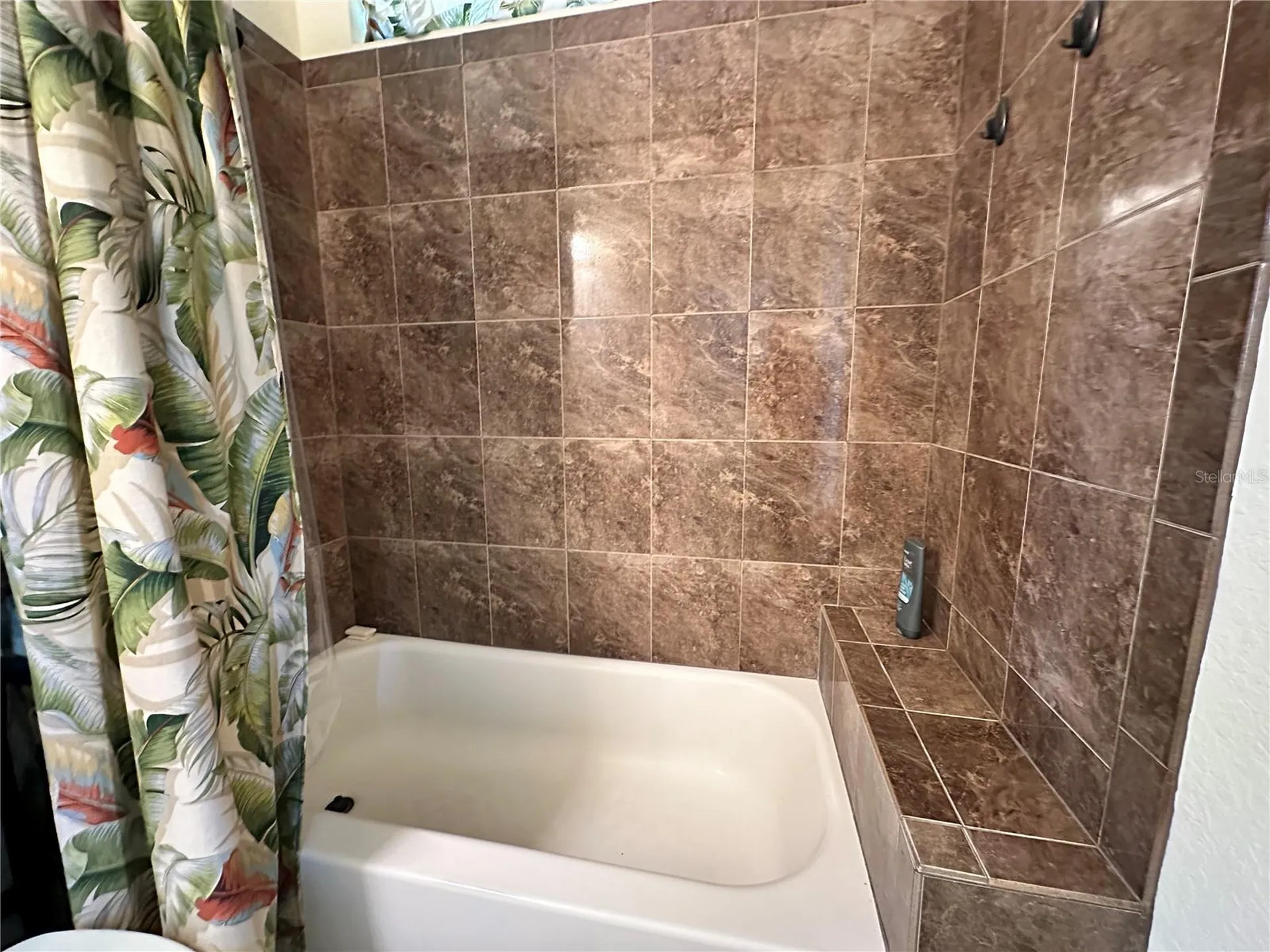 394 Nolane Lane Polk City FL 33868