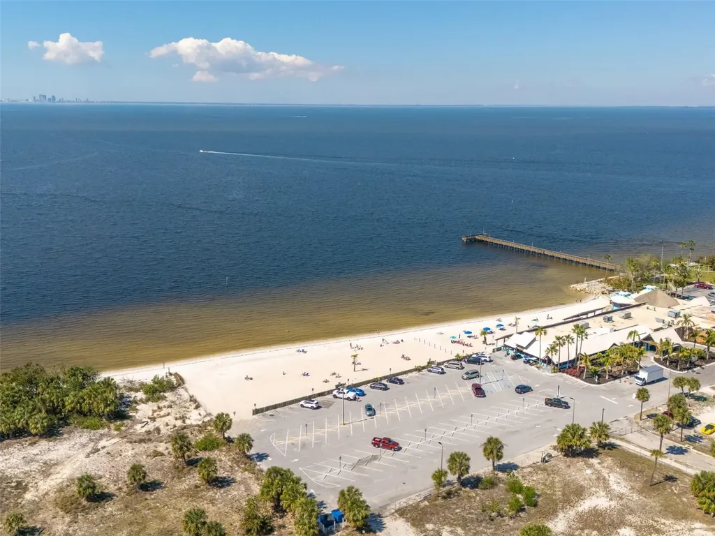 3230 Mangrove Point Drive Ruskin FL 33570