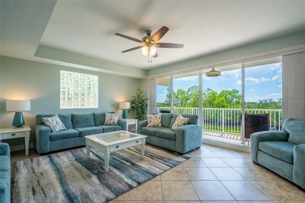 3230 Mangrove Point Drive Ruskin FL 33570