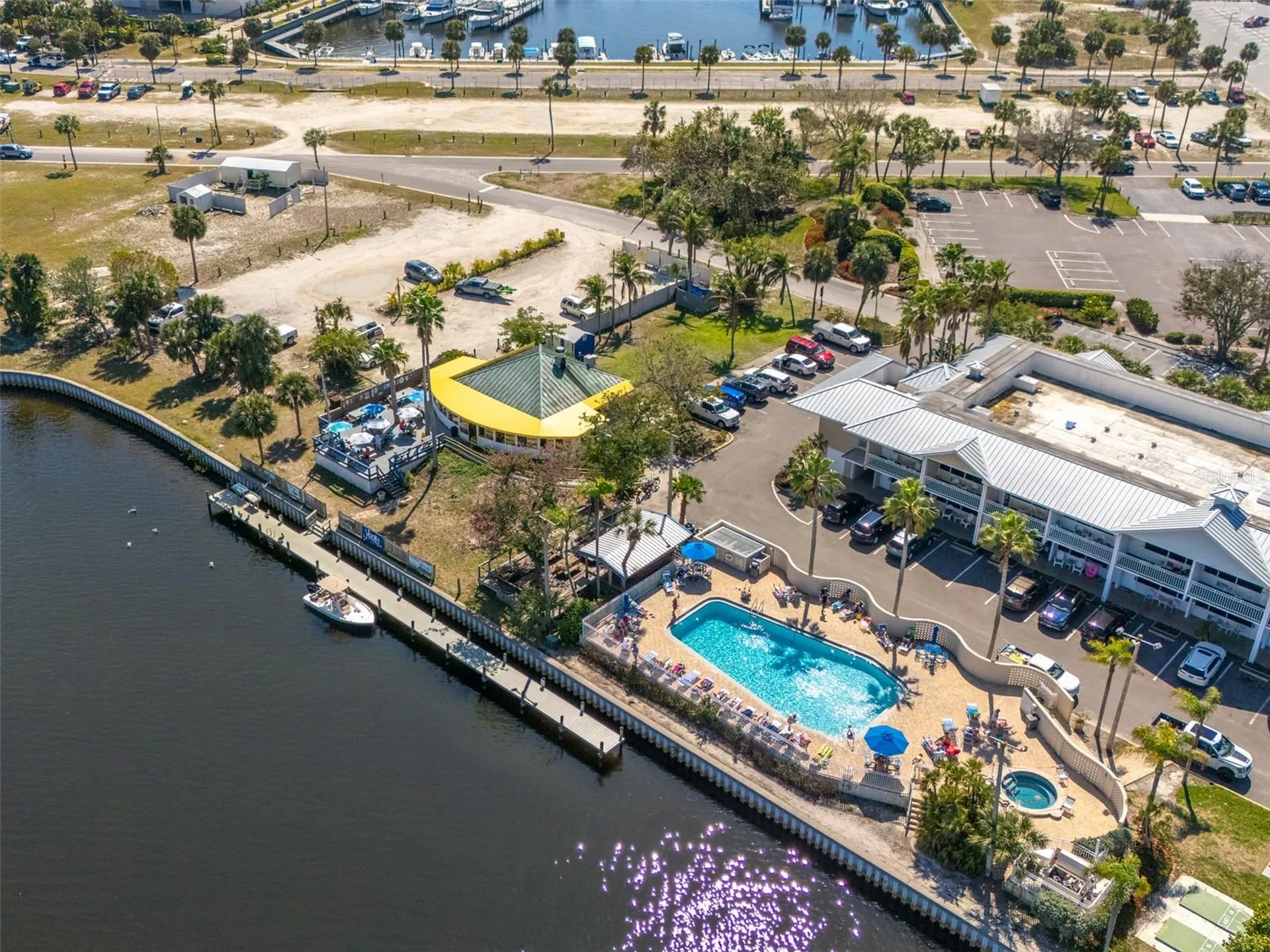 3230 Mangrove Point Drive Ruskin FL 33570