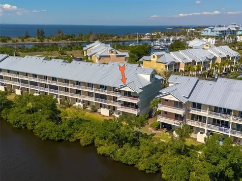 3230 Mangrove Point Drive Ruskin FL 33570
