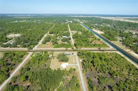 4407 E 20th Street Alva FL 33920