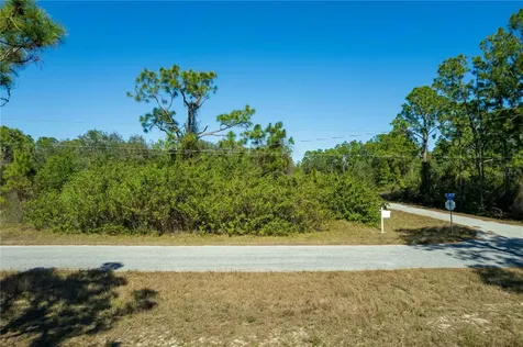 4407 E 20th Street Alva FL 33920