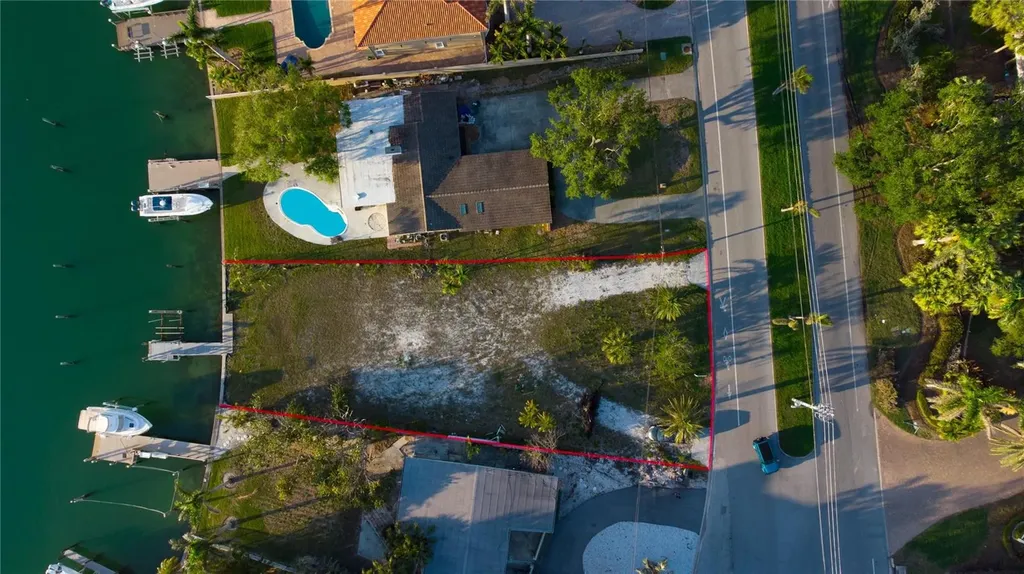 10304 Paradise Boulevard Treasure Island FL 33706