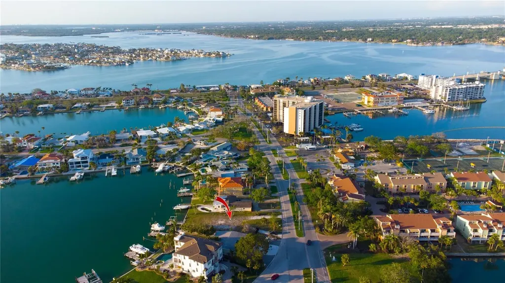 10304 Paradise Boulevard Treasure Island FL 33706