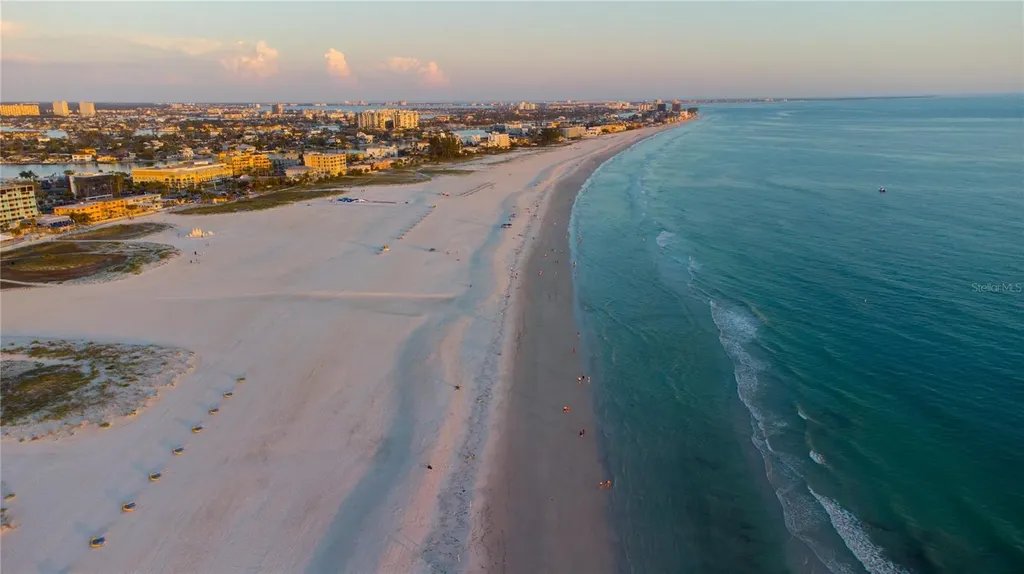 10304 Paradise Boulevard Treasure Island FL 33706