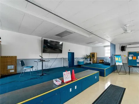 1800 Englewood Road Englewood FL 34223