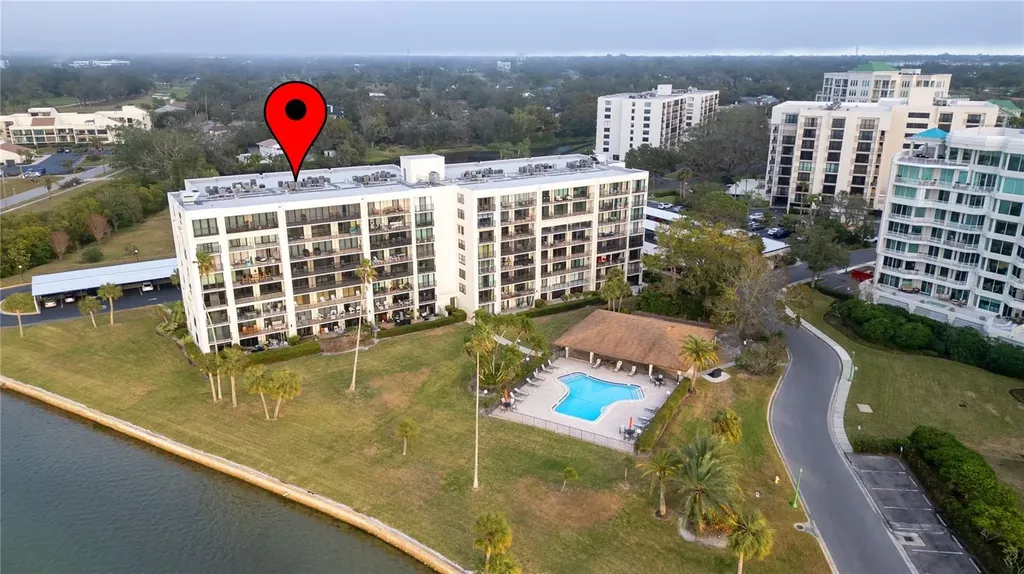 100 Oakmont Lane Belleair FL 33756