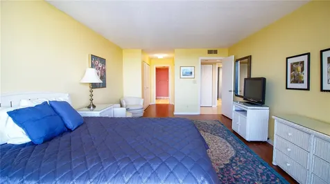 100 Oakmont Lane Belleair FL 33756
