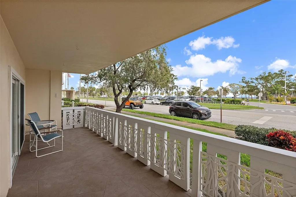 1200 N Shore Drive NE St Petersburg FL 33701