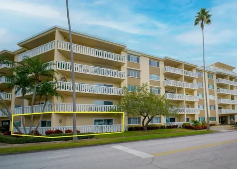1200 N Shore Drive NE St Petersburg FL 33701