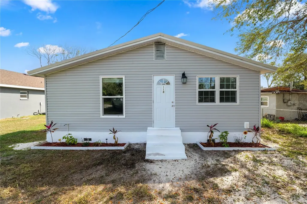 118 W Northside Drive Lake Wales FL 33853
