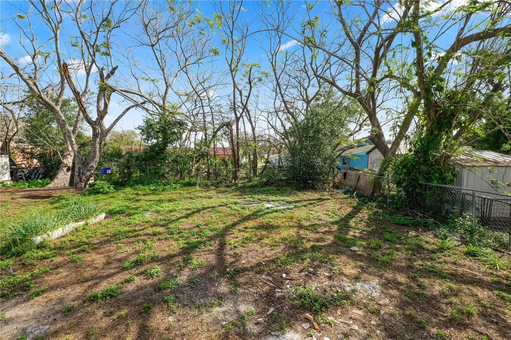 118 W Northside Drive Lake Wales FL 33853