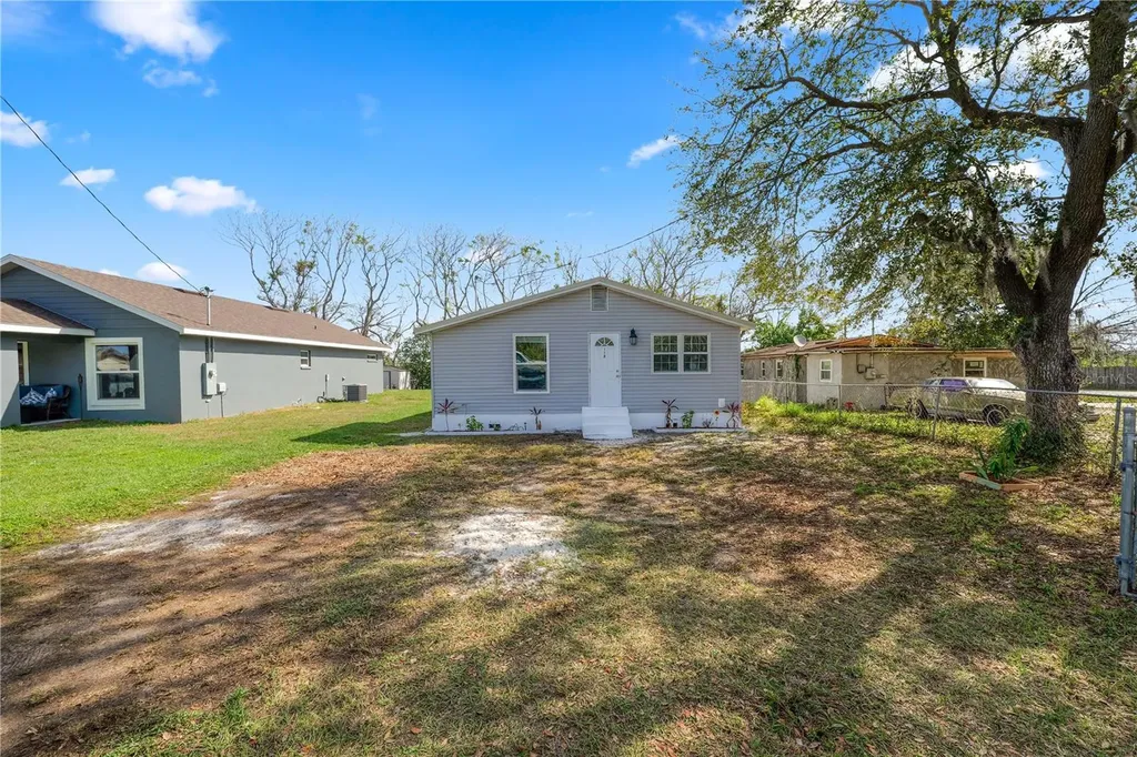 118 W Northside Drive Lake Wales FL 33853