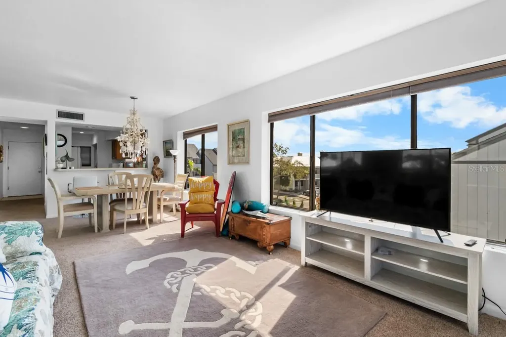 808 Bahia Del Sol Drive Ruskin FL 33570