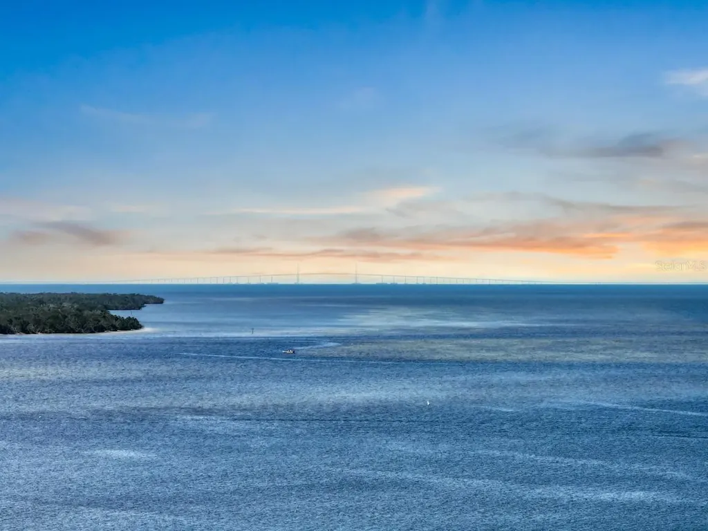 808 Bahia Del Sol Drive Ruskin FL 33570