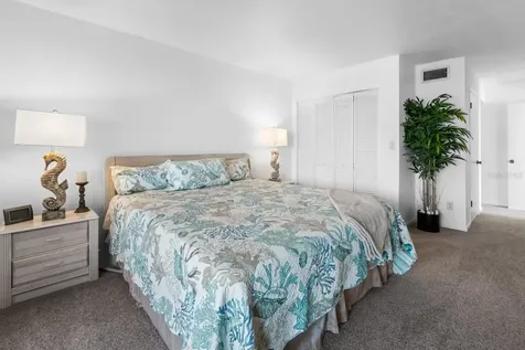 808 Bahia Del Sol Drive Ruskin FL 33570