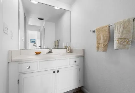 808 Bahia Del Sol Drive Ruskin FL 33570