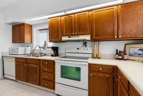 808 Bahia Del Sol Drive Ruskin FL 33570