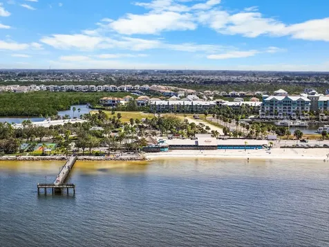 808 Bahia Del Sol Drive Ruskin FL 33570
