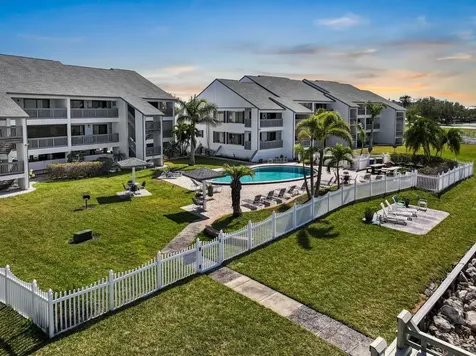 808 Bahia Del Sol Drive Ruskin FL 33570