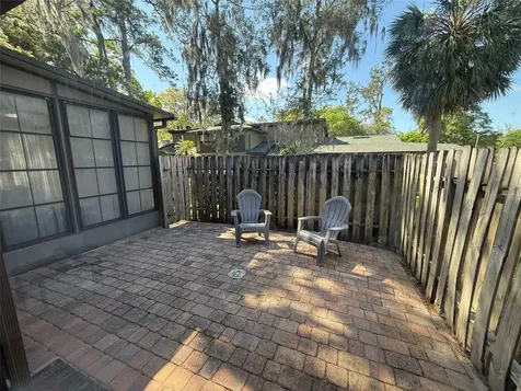 1648 NW 19th Circle Gainesville FL 32605