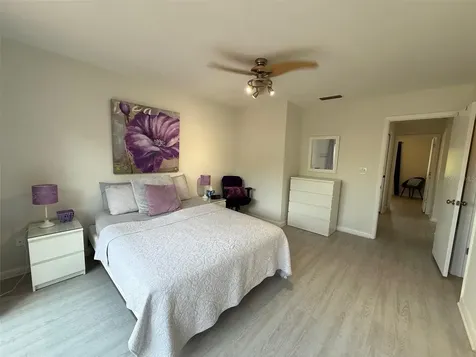 1648 NW 19th Circle Gainesville FL 32605