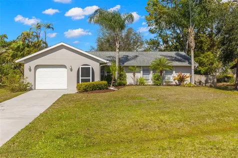 4470 Meadow Creek Circle Sarasota FL 34233
