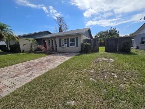 153 Snapdragon Court Kissimmee FL 34743