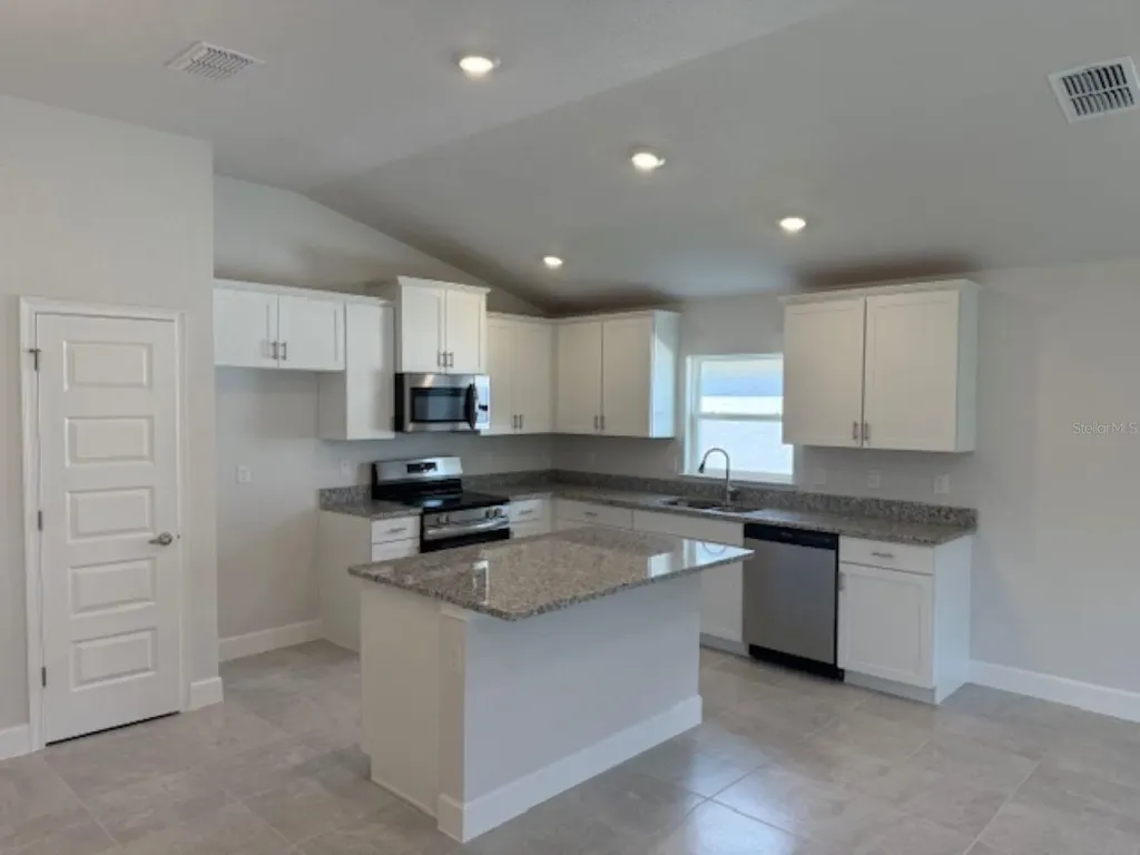 2150 NW 23rd Loop Ocala FL 34475