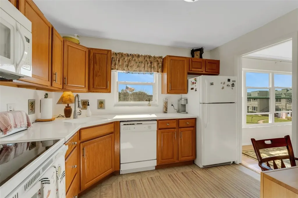 210 Fernwood Circle Seminole FL 33777