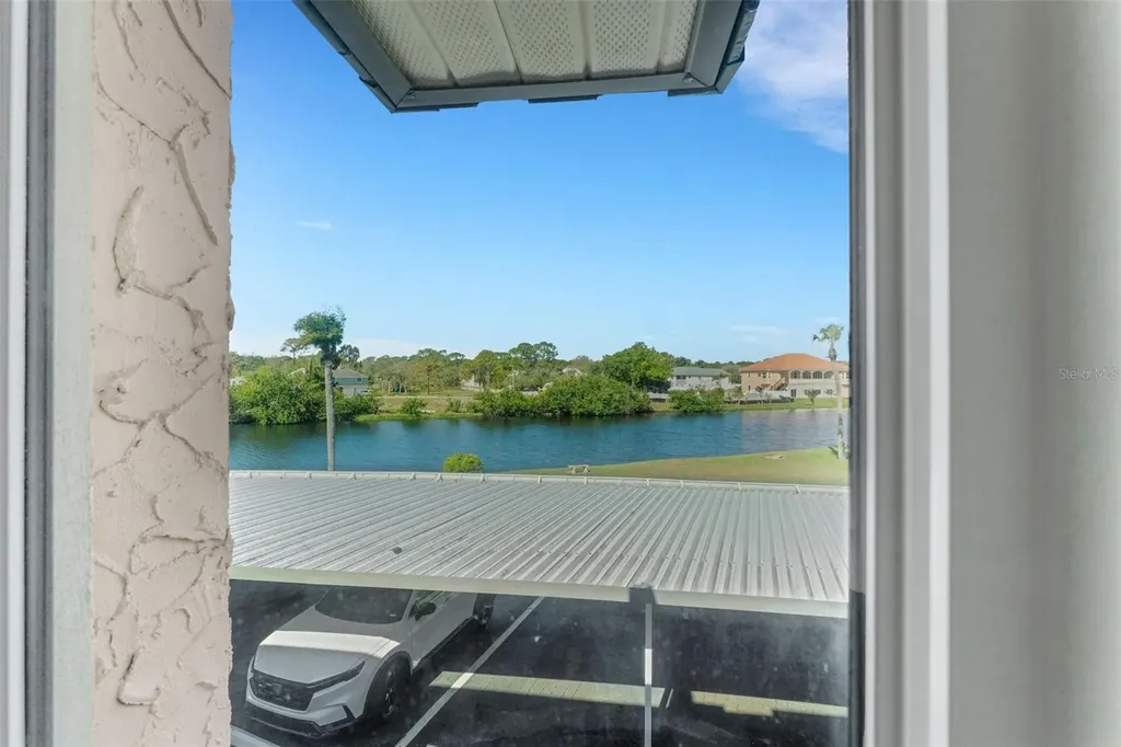 210 Fernwood Circle Seminole FL 33777