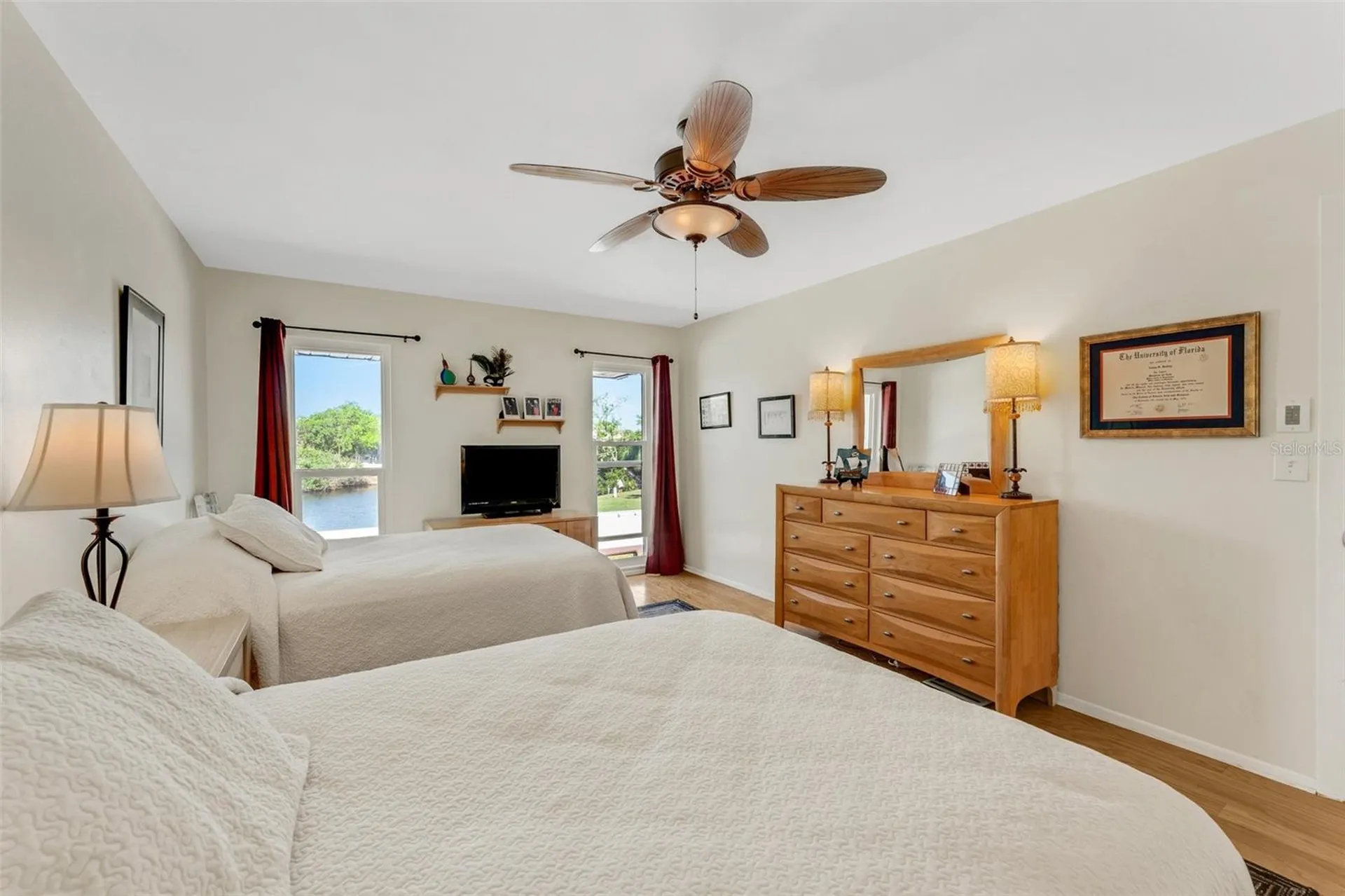 210 Fernwood Circle Seminole FL 33777