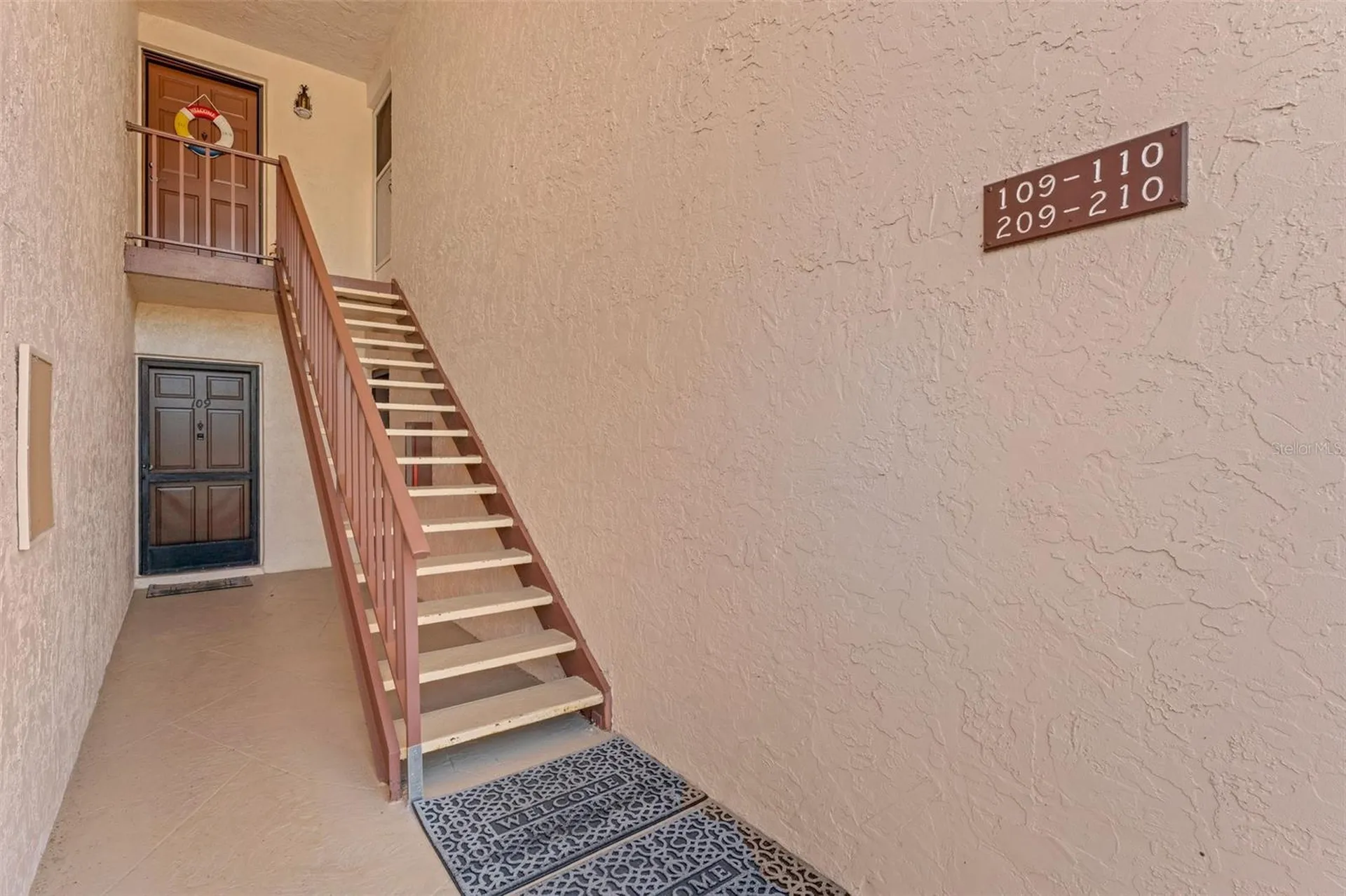 210 Fernwood Circle Seminole FL 33777