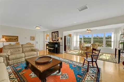 210 Fernwood Circle Seminole FL 33777