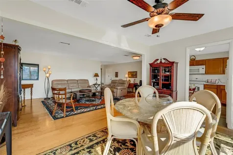 210 Fernwood Circle Seminole FL 33777