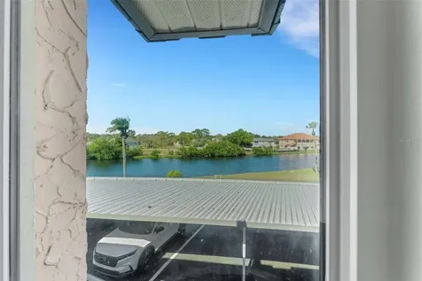 210 Fernwood Circle Seminole FL 33777