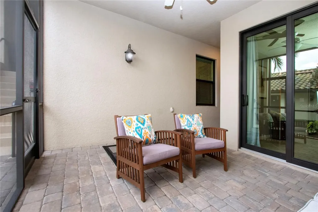 5548 Palmer Circle Bradenton FL 34211