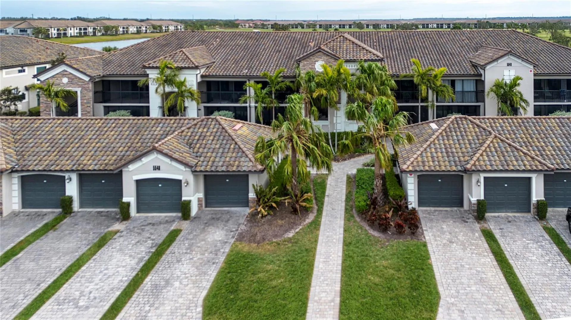 5548 Palmer Circle Bradenton FL 34211