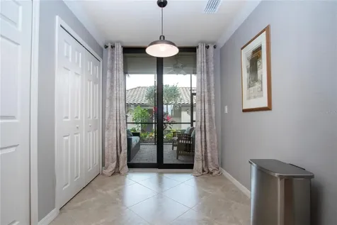 5548 Palmer Circle Bradenton FL 34211