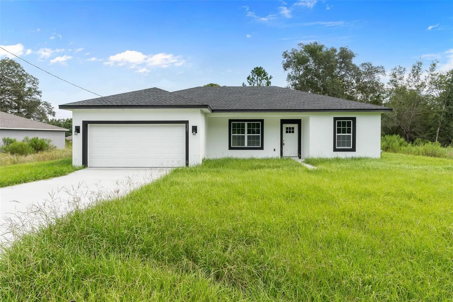 225 Malauka Run N Ocklawaha FL 32179