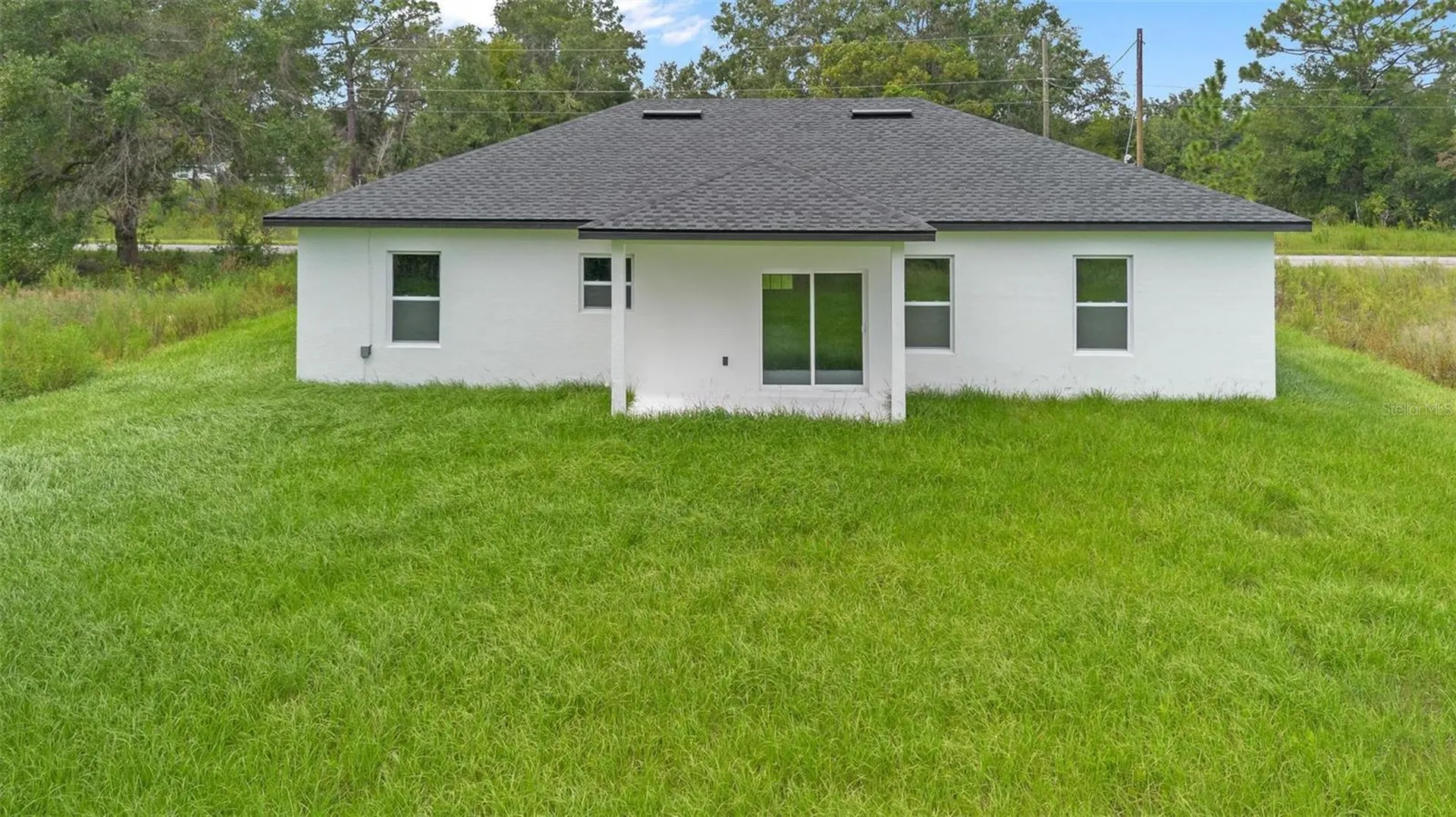 225 Malauka Run N Ocklawaha FL 32179