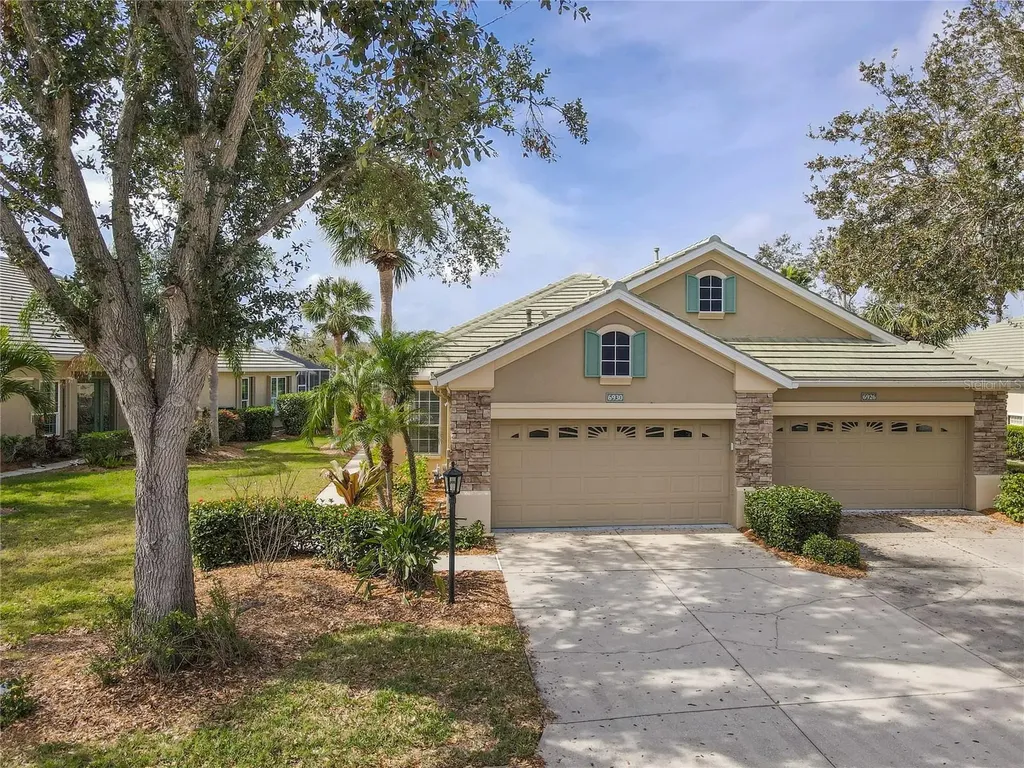 6930 Mystic Lane Sarasota FL 34243