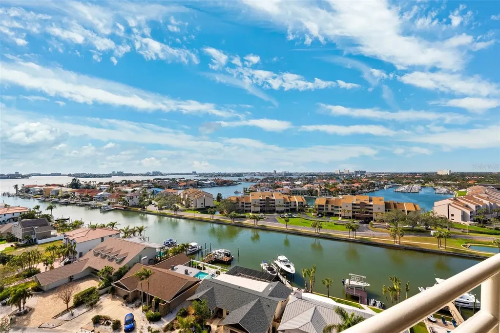 5950 Pelican Bay Plaza S Gulfport FL 33707