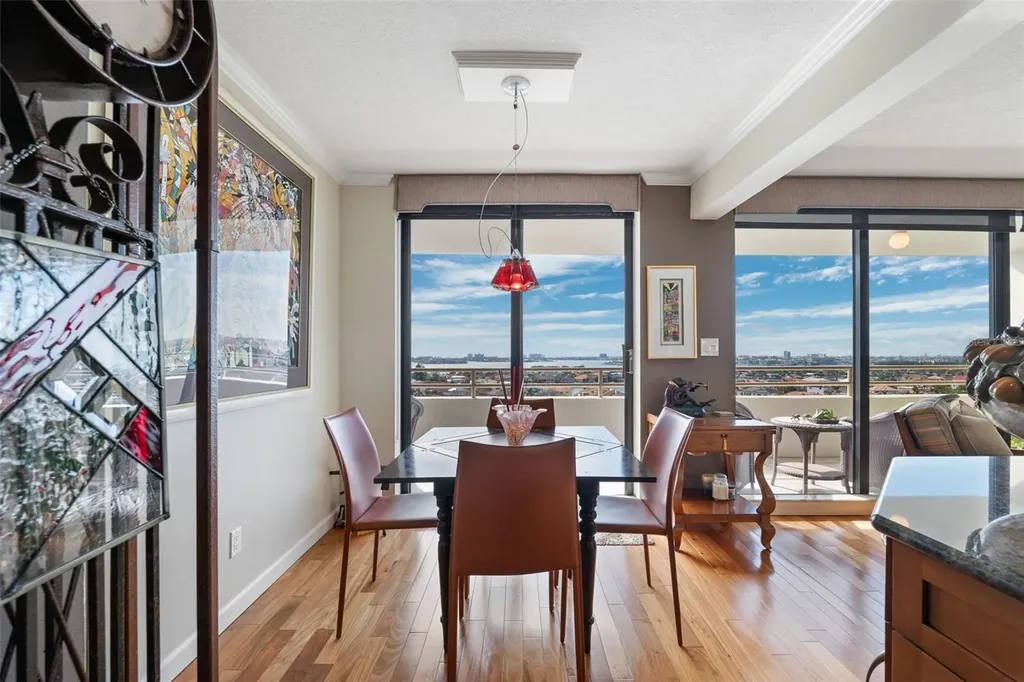 5950 Pelican Bay Plaza S Gulfport FL 33707