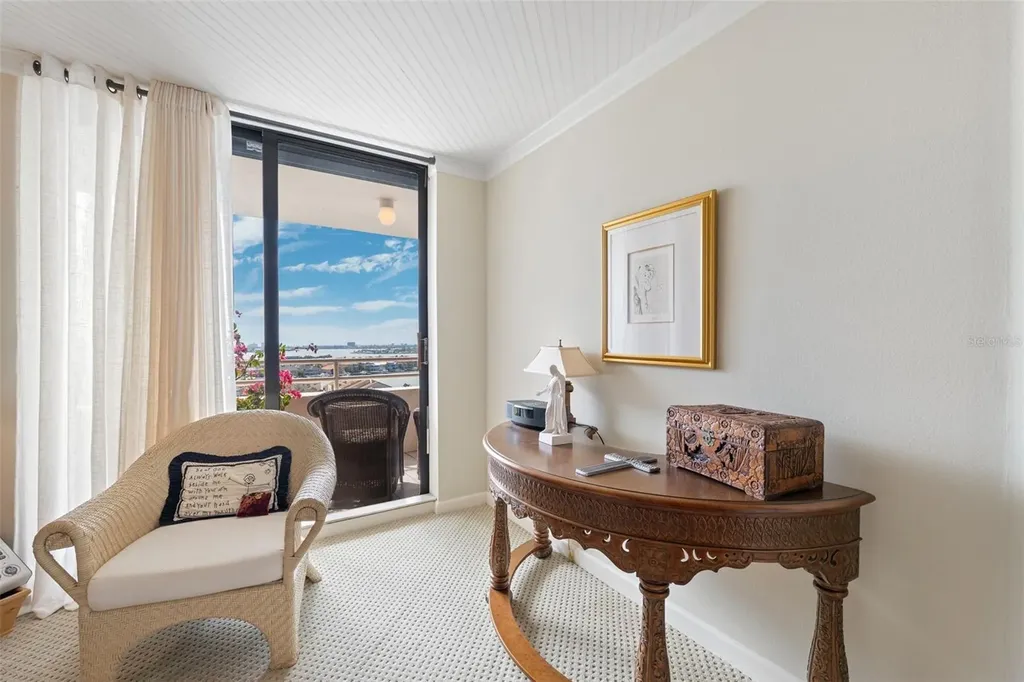 5950 Pelican Bay Plaza S Gulfport FL 33707