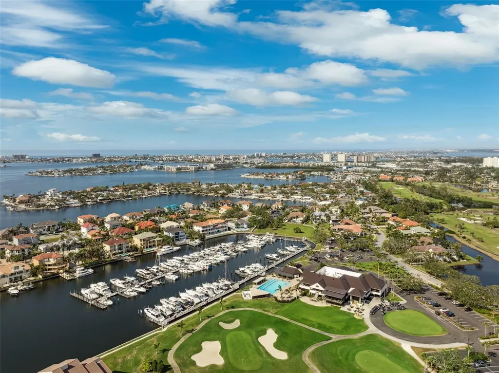 5950 Pelican Bay Plaza S Gulfport FL 33707