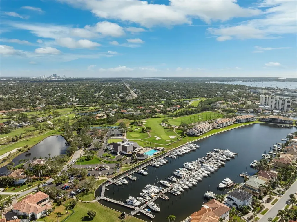 5950 Pelican Bay Plaza S Gulfport FL 33707