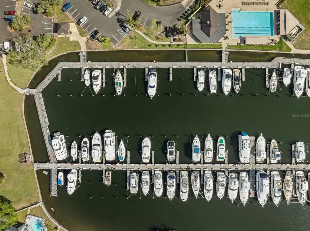 5950 Pelican Bay Plaza S Gulfport FL 33707