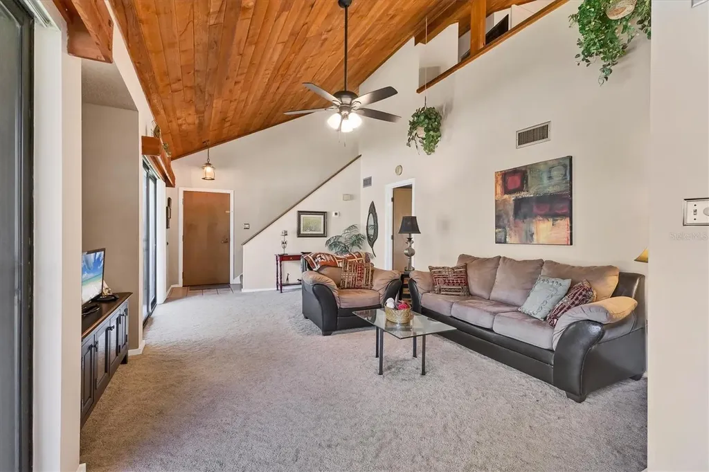 3073 Willow Green Sarasota FL 34235